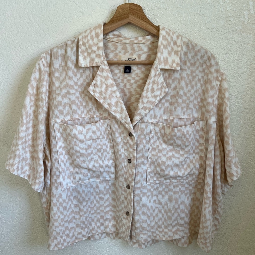 Short sleeve button down
